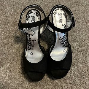 Brash 90s Style Sandal Pump Size 10W